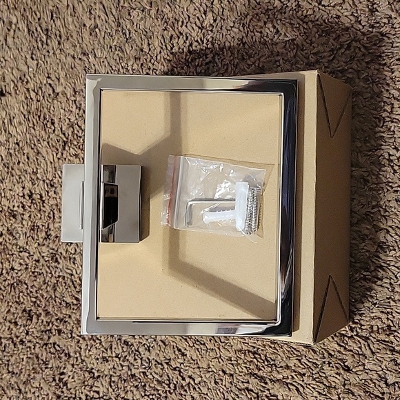 Stainless Steel Chrome Wall Mounted Square Bathroom Towel Holder - Picture 5 of 8